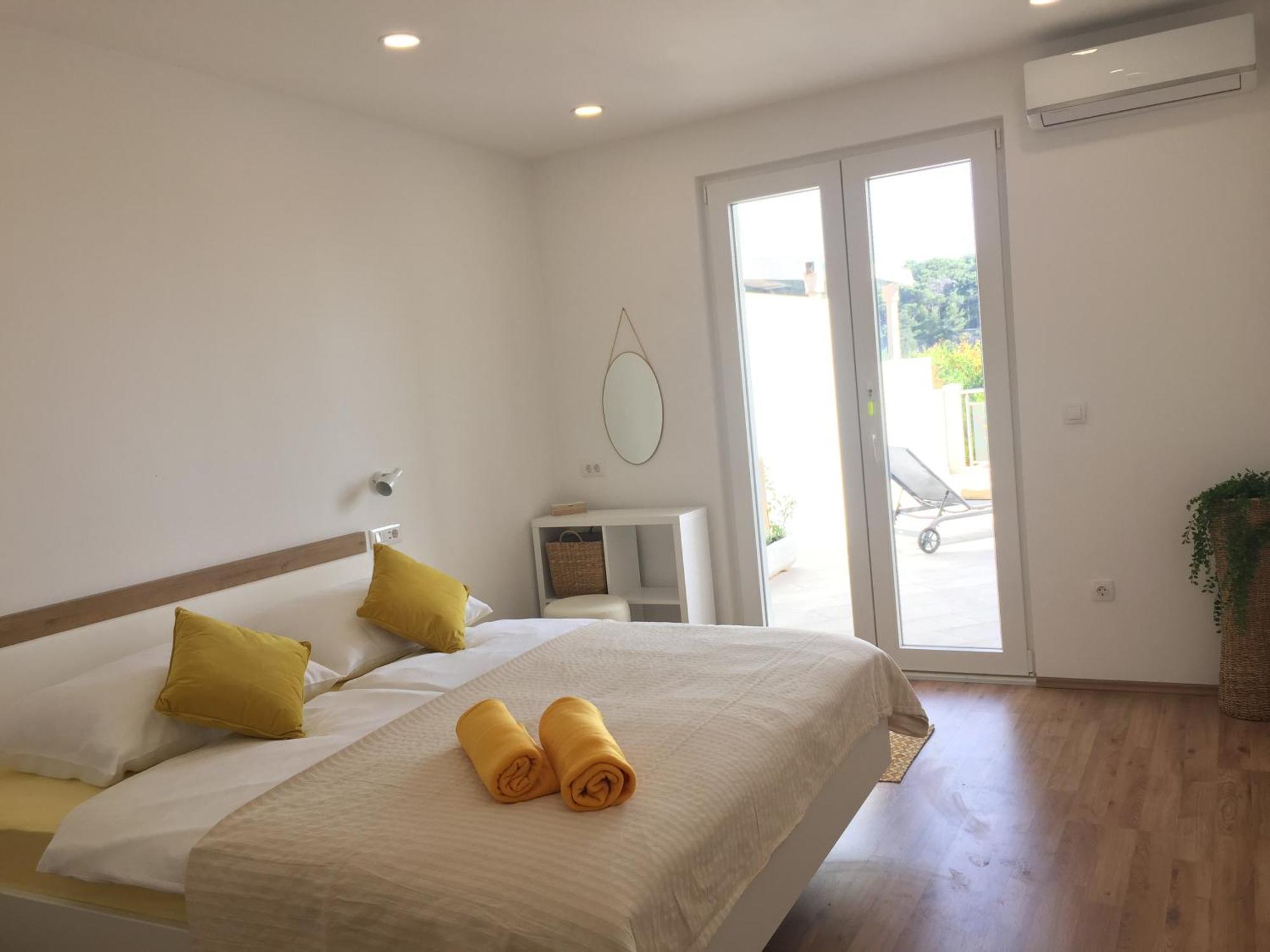 Apartments Antonia Хвар Екстер'єр фото