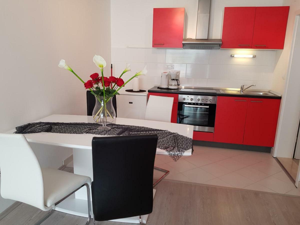 Apartments Antonia Хвар Екстер'єр фото