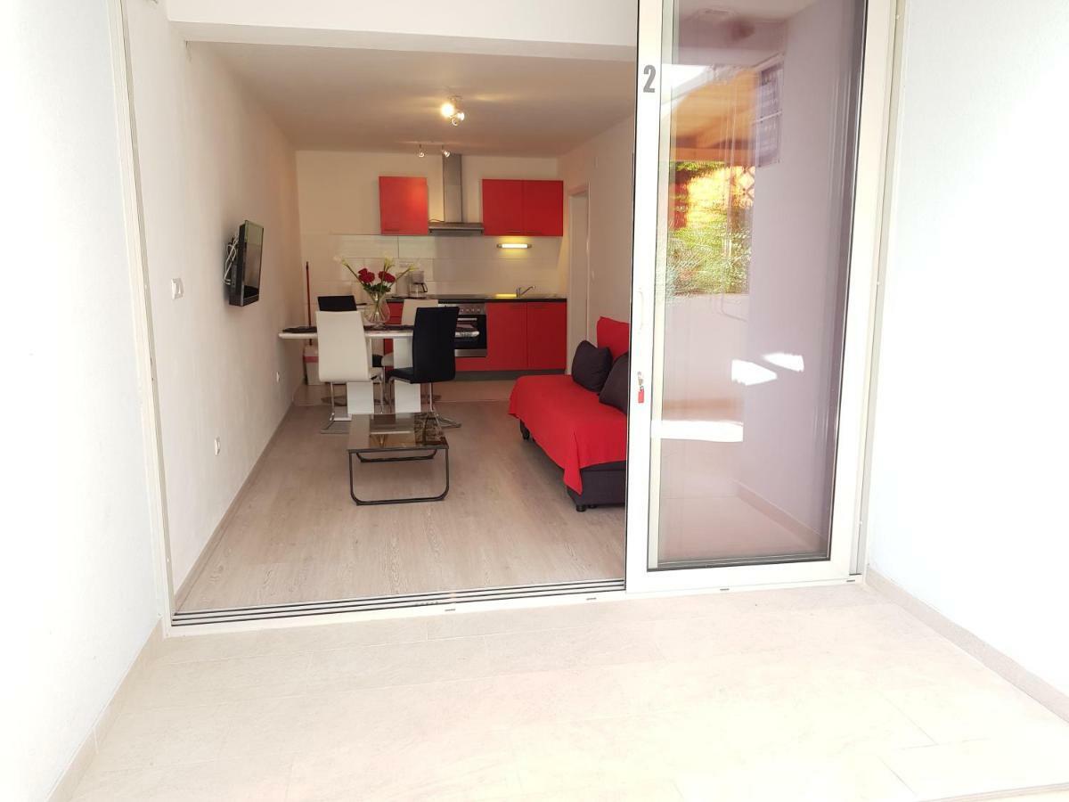 Apartments Antonia Хвар Екстер'єр фото